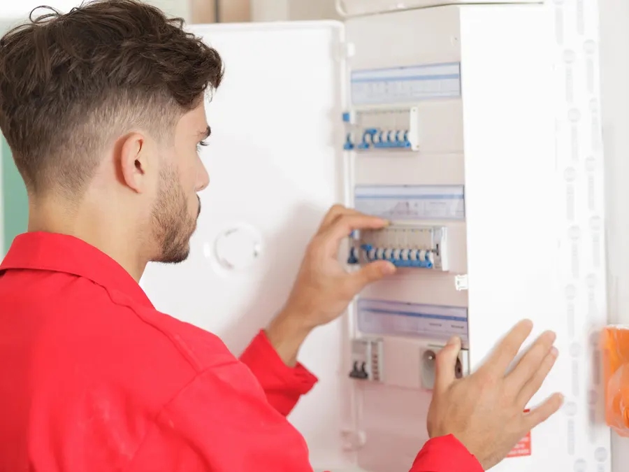 Rénovation électrique par un électricien à Paris